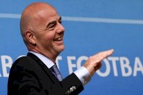 راتب إنفانتينو السنوي 1.38 مليون يورو