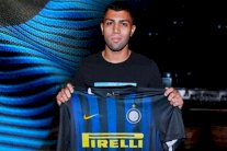 رئيس برشلونة يلجأ إلى الفيفا والمحاكم بشأن قضية 