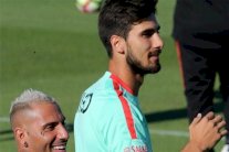 غوميش خارج قائمة البرتغال لموقعة سويسرا الساخنة