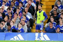 قرار كونتي بشأن فابريغاس يُشعل الصراع بين ميلان واليوفي