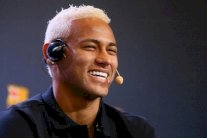 نيمار يعترف: نعم تفاوضت مع باريس سان جيرمان