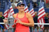 كيربر تحرز ثاني ألقابها الكبرى على حساب بليسكوفا