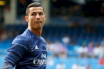 رونالدو: لو كنت أنا الرئيس لجددت عقدي لـ 10 سنوات