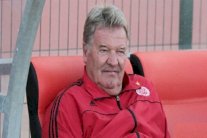 إقالة توشاك مدرب الوداد بعد الخسارة الثقيلة أمام الزمالك