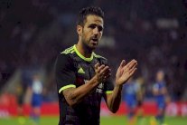 فابريغاس ينفي رغبته في الرحيل عن تشيلسي