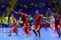 إيران تصعق البرازيل في وداع حزين لفالكاو في مونديال لكرة الصالات