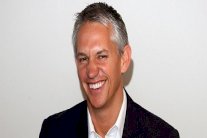 غاري لينيكر يسخر من مورينيو بعد الهزيمة أمام واتفورد