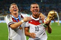 بودولسكي يكشف محطة شفاينشتايغر القادمة وينتقد تصرف مورينيو