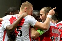 موناكو يستعيد الصدارة مؤقتا وليون يسقط أمام لوريان