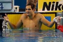 فلوران مانودو من السباحة إلى كرة اليد