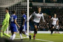 توتنهام ومان يونايتد حققا العلامة الكاملة في