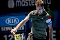 سويسرا تنافس فرنسا على بطاقة نهائي كأس هوبمان رغم سقوط فيدرر