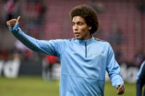 لاعب خط وسط بلجيكا يلحق بتيفيز وأوسكار إلى الصين