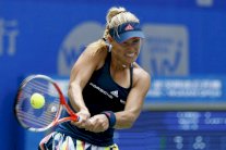 كيربر تستمتع بضغط صدارة التصنيف العالمي