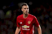 الفرنسي شنايدرلين يقترب من الانتقال إلى إيفرتون