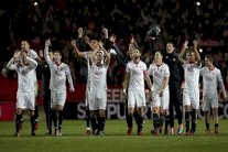 إشبيلية يقلب الطاولة على ريال مدريد ويشعل الصراع