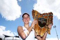 البلجيكية مرتنز تتوج مفاجآتها في هوبارت بلقبها الأول