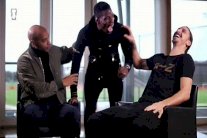 بوغبا يقتحم مقابلة إبراهيموفيتش مع تيري هنري