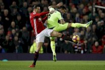 قمة متكافئة بين يونايتد وليفربول وخسارة مذلة لسيتي أمام إيفرتون