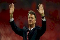 الهولندي فان غال يوضح أنه لم يتخذ قرارا نهائيا بالاعتزال