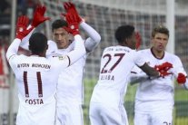 ليفاندوفسكي ينقذ بايرن ميونيخ في الوقت القاتل