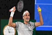 فيدرر يعود لنادي العشرة الأوائل وسيرينا تستعيد الصدارة