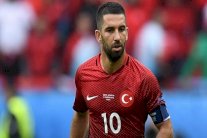 توران يروج لتعزيز صلاحيات الرئيس التركي