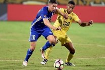 الوصل يصعد إلى المركز الثاني مؤقتا في الدوري الإماراتي