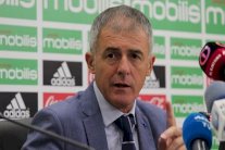 الإتحاد الجزائري يضغط على ألكاراز لإجباره على الطلاق بالتراضي