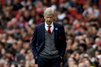 فينغر يفض الشراكة مع فيرغسون برقم أسطوري