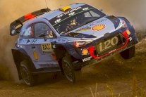 ميكلسن ينهي اليوم الأول من رالي كاتالونيا في الصدارة