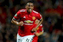 برشلونة يسعى لتدعيم خط هجومه بالفرنسي مارسيال