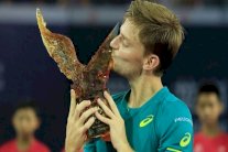 غوفان يطرق باب العشرة الأوائل في تصنيف المحترفين