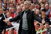 مورينيو يترك المجال مفتوحا أمام احتمال تدريب باريس سان جرمان