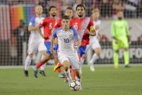 الولايات المتحدة لانتزاع بطاقة النهائيات