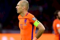 روبن يعلن اعتزاله دوليا بعد فشل هولندا بالتأهل الى مونديال روسيا