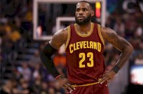 ليبرون جيمس يعول على فريق متجدد