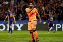 محمد صلاح ينافس ميسي ورونالدو على جائزة أوروبية