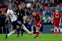 توتنهام يلحق بليفربول خسارة قاسية وأرسنال يعمق جراح ايفرتون