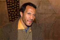 الحكم على الدولي الفرنسي السابق زيبينا بالسجن لعامين مع وقف التنفيذ