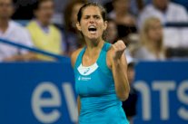 يوليا جورج الى دور الاربعة من دورة موسكو