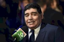 مارادونا ينتقد سامباولي ويصفه بـ 