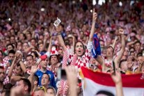 لا مشجعين للضيوف في مواجهة كرواتيا واليونان بالملحق الأوروبي