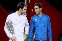 انسحاب فيدرر من دورة باريس يمنح نادال فرصة انهاء الموسم في الصدارة