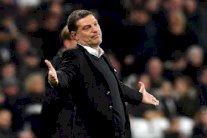 وست هام يتخلى عن خدمات مدربه بيليتش