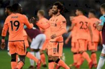 هل يصبح محمد صلاح أفضل هدافي ليفربول بعد سواريز؟