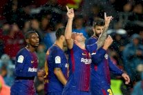 ألكاسير ينقذ برشلونة وبايرن يحسم القمة مع دورتموند