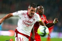 فوز ثالث لرين في الدوري الفرنسي ورئيسه يعلن استقالته