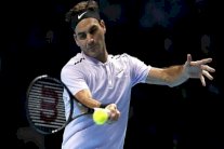 بداية قوية لفيدرر يفوز في مباراته الأولى في بطولة الماسترز