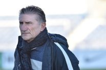 إقالة الأرجنتيني باوتسا من تدريب المنتخب السعودي